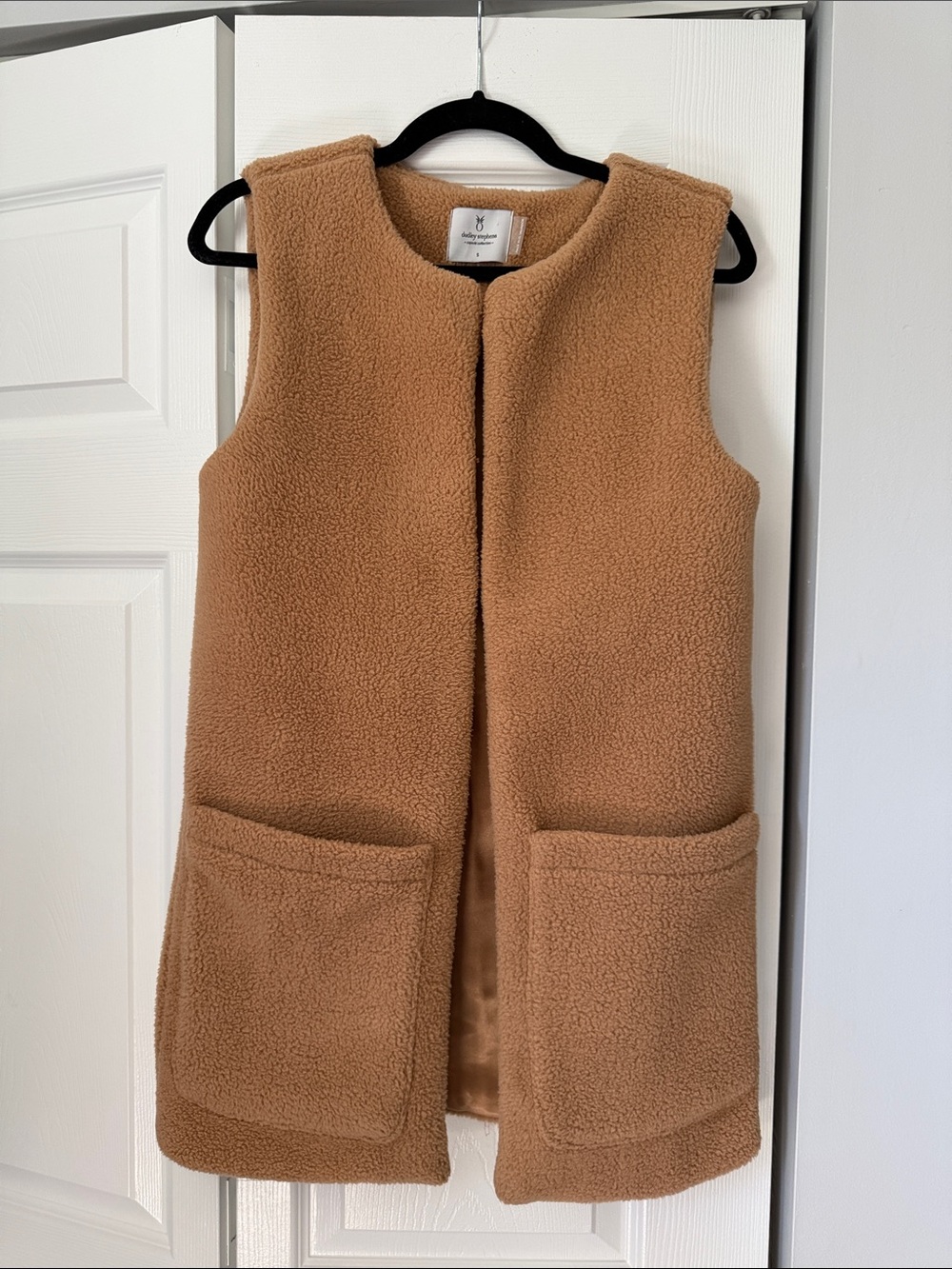 Dudley Stephens vest